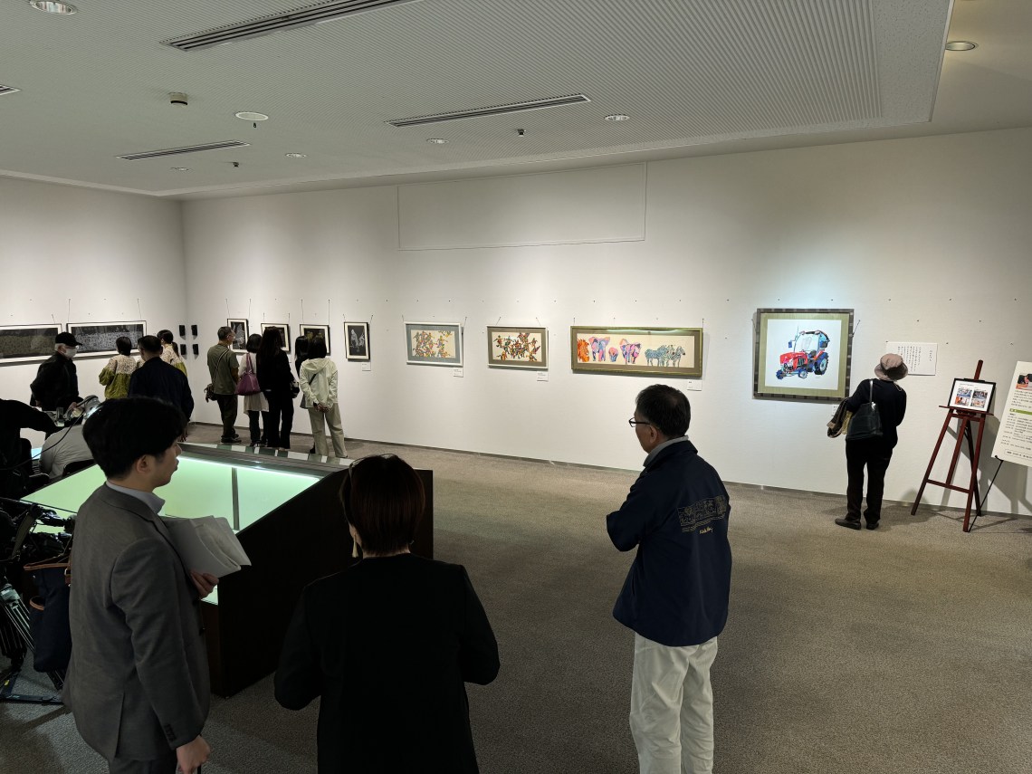 Abeille’s アーティスト合同展 「Gateway vol.2 -世界へ羽ばたくアーティストたちの入口-」写真2